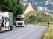 tvr Pedlice v Ústí nad Labem. Sexuální sluby tu poskytují dosplí i dti....