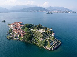 Jezero Maggiore je po Lago di Garda druhým nejv�t�ím v Itálii a druhým...