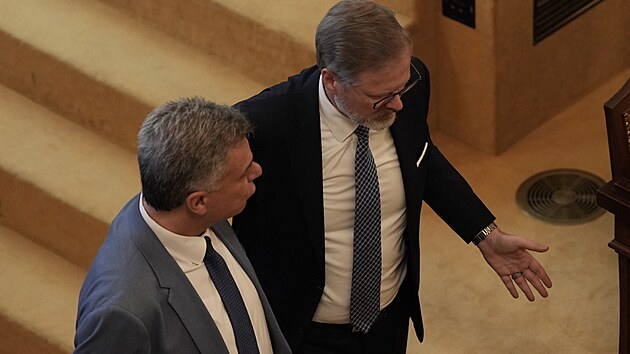 Konc ministr spravedlnosti Pavel Blaek piel do Snmovny, jej vtina si to pla.