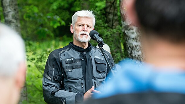 Posledn boj 90. p divize armdy generla Pattona pipomn od soboty pomnk v mst bval osady Gruberg nedaleko umavskch Pril. Slavnostnho odhalen se zastnil i prezident Petr Pavel. (7. ervna 2025)