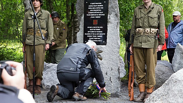 Posledn boj 90. p divize armdy generla Pattona pipomn od soboty pomnk v mst bval osady Gruberg nedaleko umavskch Pril. Slavnostnho odhalen se zastnil i prezident Petr Pavel. (7. ervna 2025)