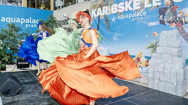 estlick Aquapalace Praha ponaje stedou zahajuje hlavn sezonu, letos v duchu Karibiku. (4. ervna 2025)