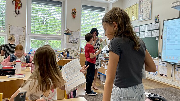 ci peml nad monostmi, ptaj se a spolen nachz zpsoby, jak se k vsledku dopracovat. (2. ervna 2025)