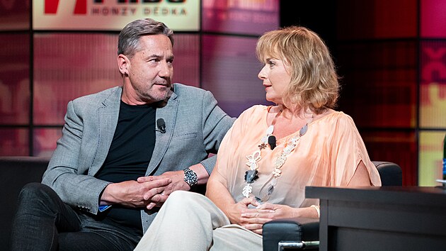 B�ra Munzarov� a Martin Trnavsk� v po�adu 7 p�d� Honzy D�dka (3. �ervna 2025)