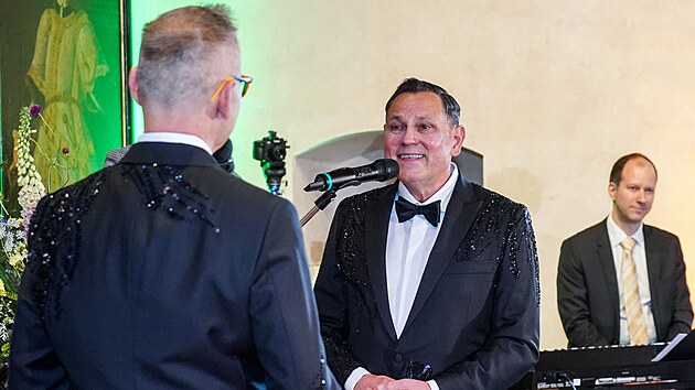 Pavel Vtek si na Karltejn znovu vzal Janise Sidovskho (9. ervna 2025)