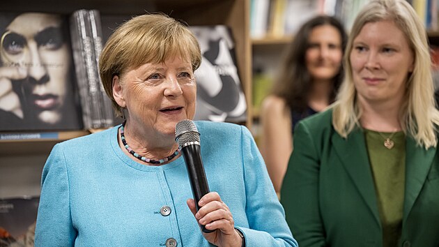 Angela Merkelov pijela do Prahy pedstavit sv memory s nzvem Svoboda, kter vyly v loskm roce. (3. ervna 2025)