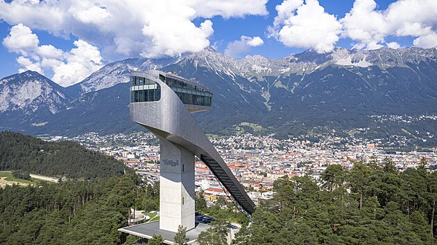 Skokansk mstek Bergiselchanze v Innsbrucku