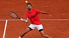 Novak Djokovi hraje tký úder v semifinále Roland Garros.