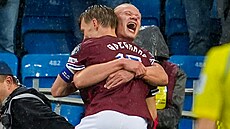 Erling Braut Haaland (vpravo) a Martin Odegaard v euforii.