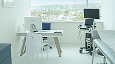 Anton Karalko je cévním chirurgem a majitelem kliniky Venova