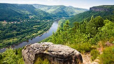 Kaon Labe patí k nejcennjím ástem CHKO Labské pískovce. Jde o vbec...