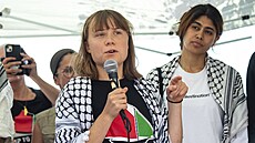 Aktivistka Greta Thunbergová v Itálii ped vyplutím do Gazy (1. ervna 2025)