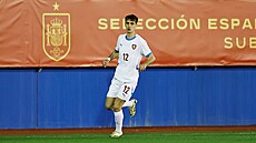 �eský mláde�nický reprezentant Alexandr Sojka v utkání se �pan�lskem.