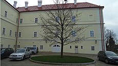 Kapacita stávajících prostor Domova Nové Syrovice u pestává stait, zaízení...