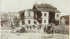 T�ce po�kozený hostinec U zlatého k�í�e