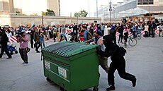 Série razií americké imigrační a celní správy v centru Los Angeles vyvolala...