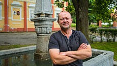 Jihoeskou Vesnicí roku se staly estice na Strakonicku. Na snímku je starosta...