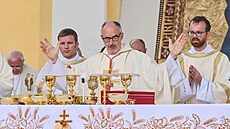 Kanadský kardinál Michael Czerny se rád vrací do eska, na jeho území se...