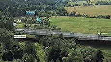 Výstavba úseku D6 mezi almanovem a Knínicemi zane uprosted letoních letních...