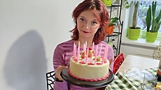 Dominika Budinová z Ba�ky je jedním z d�tí odlo�ených do babyboxu. Získala...