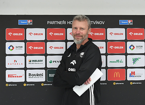 Jakub Petr, asistent trenéra Litvínova.