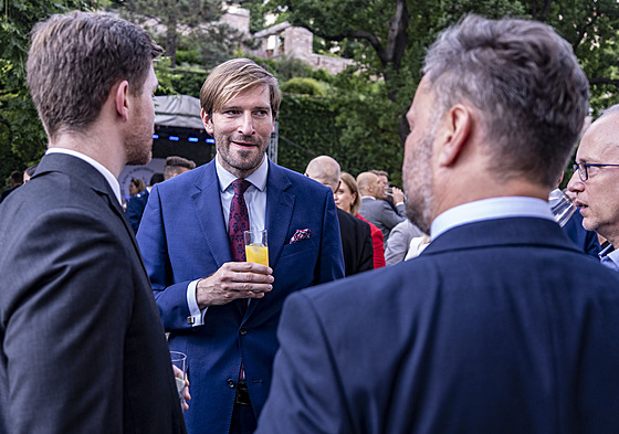 Bývalý ministr zdravotnictví za ANO Adam Vojtěch na britské ambasádě na pražské...