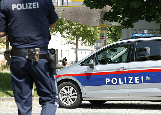 Policie zasahuje na míst stelby ve týrském Hradci. (10. ervna 2025)