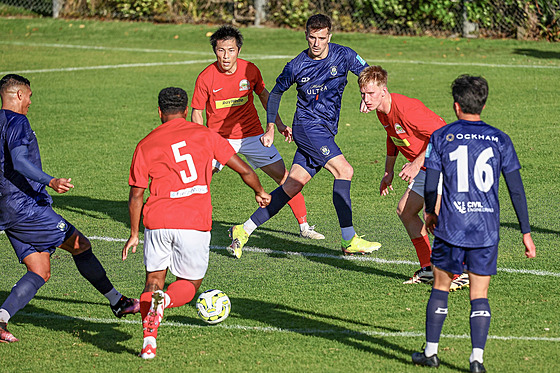 Momentka z utkání mezi novozélandskými kluby Auckland City a Onehunga Mangere...