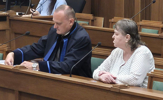 Obalovaná v nejvtí jednací síni Krajského soudu v Ostrav. Zájem o tento...