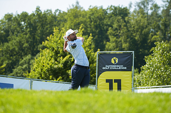 Filip Mrzek v úvodním kole Raiffeisenbank Golf Challenge.