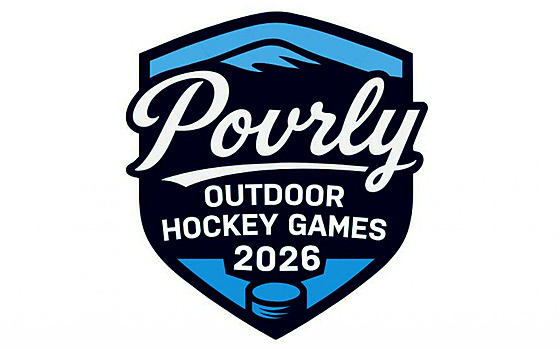 Logo chomutovského Winter Classic, nazvaného Povrly Outdoor Hockey Games 2026.