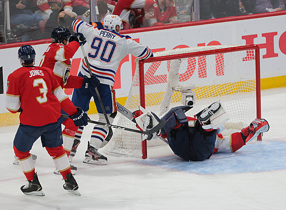 Hokejisté Edmonton Oilers rozhodli o výhe ve tvrtém finále NHL s Florida...