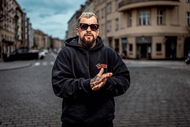 Chci rozproudit české country, je to lepší než prášky na náladu, říká rapper Marpo