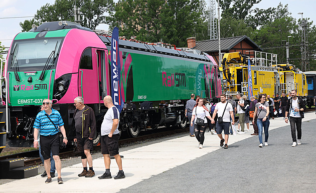 Vlaky na baterie i historické skvosty. V Ostravě začal veletrh Rail Business Days
