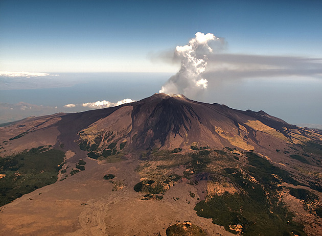 Kdy sopka vybuchne znovu? Červnová erupce Etny ukázala, že stromy napovědí