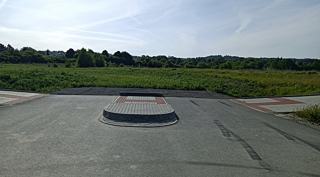 Na Pohrce pod Srubcem je zatím jen malý pivad na D3 z Ledenické.