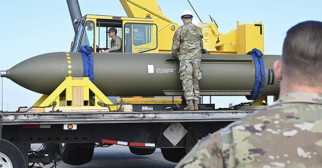 Bomba, před kterou se třese celý Írán. Američané mají v ruce explozivní trumf