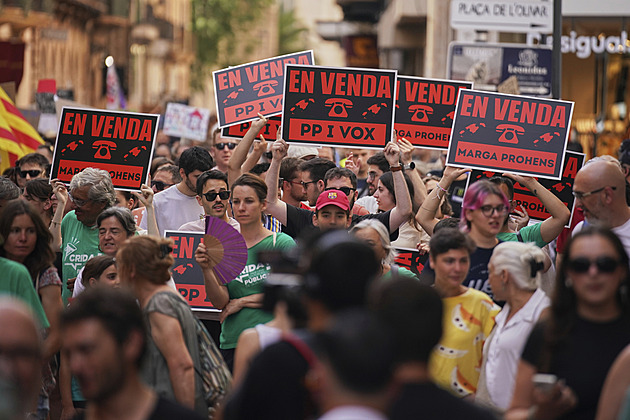 Mallorca má, co chtěla. Protesty odradily turisty, teď naříkají podniky i taxikáři