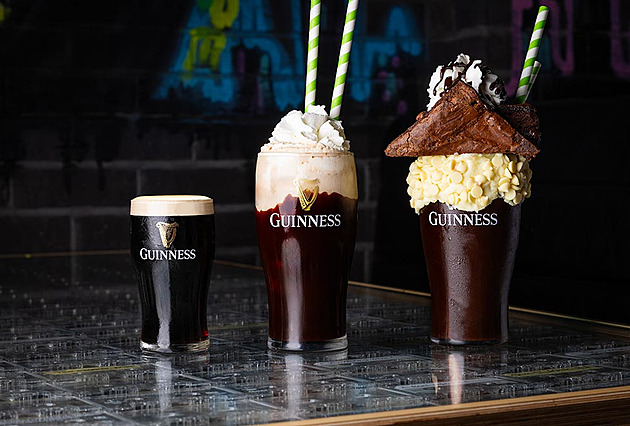 V Londýně představili Guinness jako mléčný koktejl. Nápoj sklízí smíšené reakce