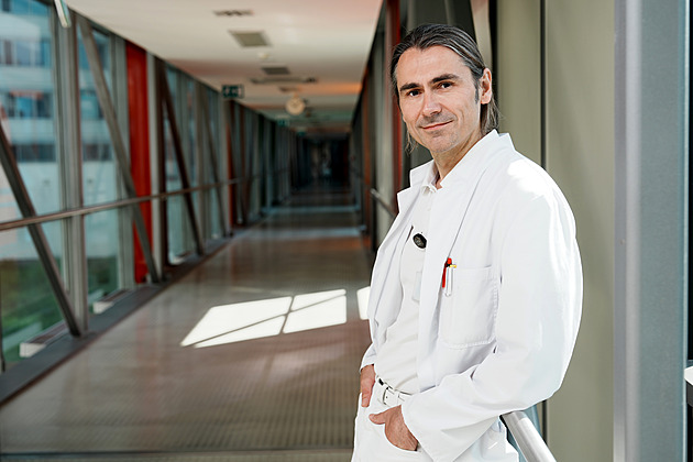 Výsledky operací epilepsie jsou velmi dobré, líčí novou metodu docent Libý