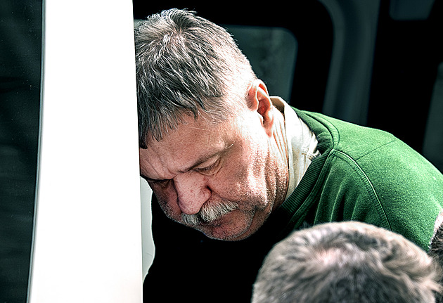 Exnáměstka z Motola Budinského propustili z vazby, strávil v ní téměř rok