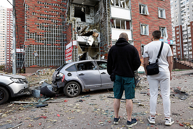 Moskevská letiště kvůli dronům přerušila provoz. Rusové útočili na Kyjev a Oděsu