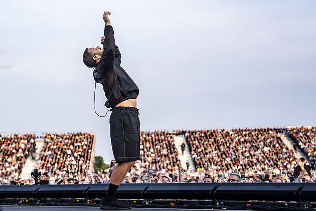 RECENZE: Imagine Dragons v Letňanech servírovali hudební ekvivalent smažáku