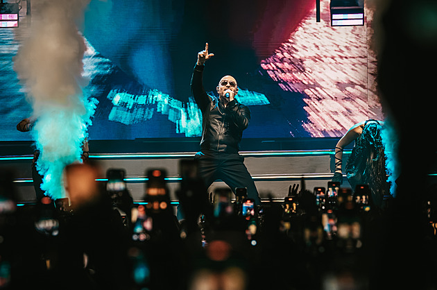 V první třídě neuměl anglicky, na střední ho nechtěli. Proč Pitbull založil vlastní školy?