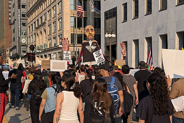 Programátor napsal aplikaci pomáhající přistěhovalcům. Spojené státy už se o něj zajímají
