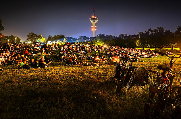 Letní kino v Pardubicích slaví 20 let. Jubileum však může být zároveň derniérou