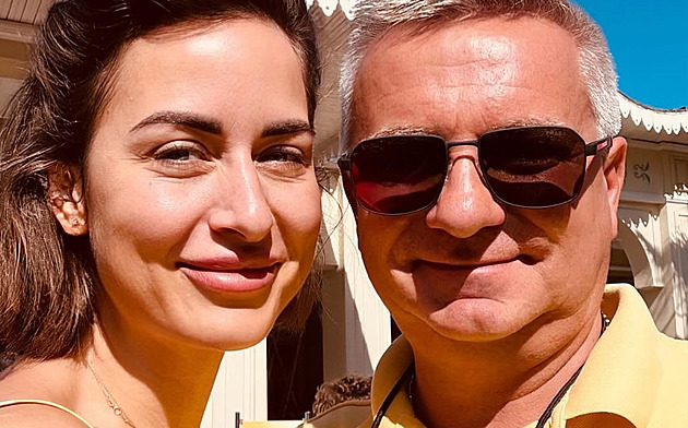 Ministerstvo má vyplatit exkancléři Mynářovi jeden a půl milionu, nařídil soud