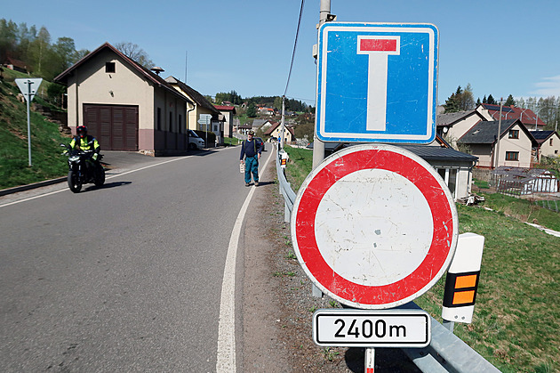 Tankodrom na Trutnovsku skončí, oprava pěti kilometrů trvá třetím rokem