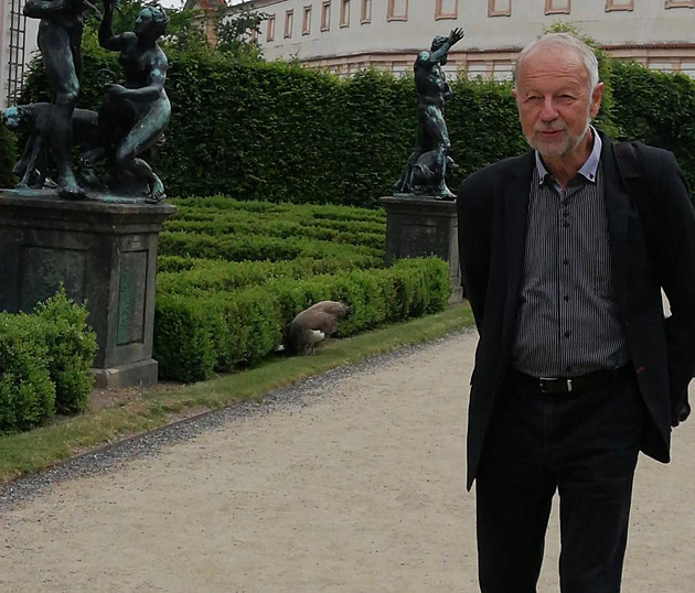 Plzeň truchlí, oblíbený učitel a psycholog Václav Holeček zemřel po kolapsu na kole