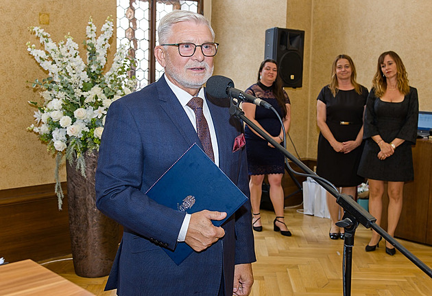 Odchází ředitel s velkým srdcem, který vedl v Plzni mimořádnou školu